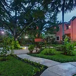 Hacienda San Miguel Hotel&Suites