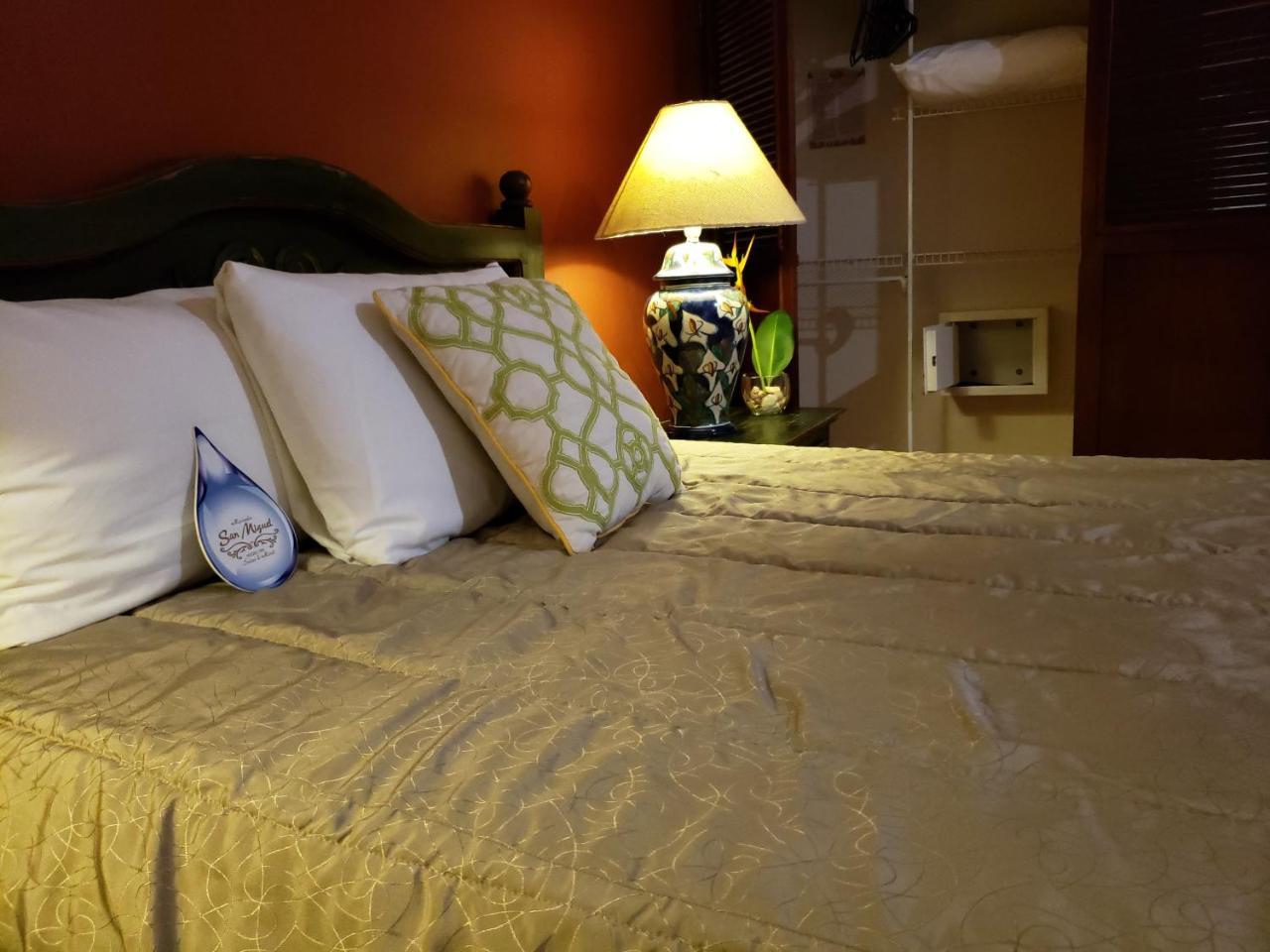 Hacienda San Miguel Hotel&suites